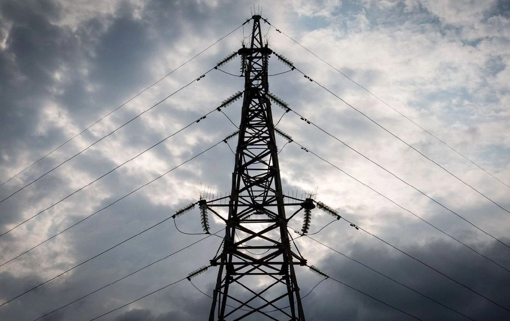 Due to bad weather power outages in three regions, a mine was temporarily cut off, power supply was limited in Kharkiv region