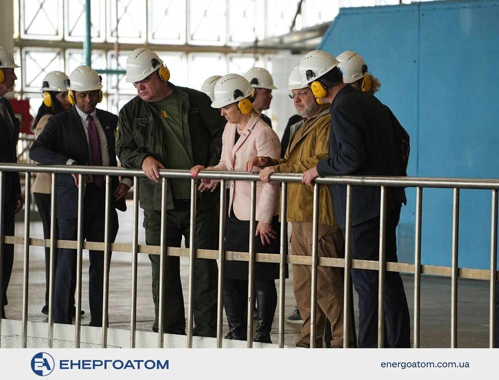 Посол США и гендиректор Westinghouse осмотрели энергоблок №1 Хмельницкой АЭС