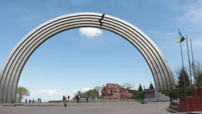 "It is no longer a monument": Ministry of Culture gives the go-ahead to dismantle the Arch of Friendship of Peoples