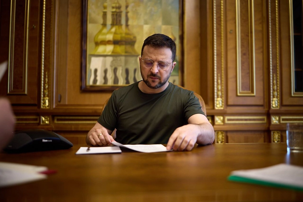 Зеленський провів телефонну розмову зі Столтенбергом: обговорили потребу України в ППО та боєприпасах