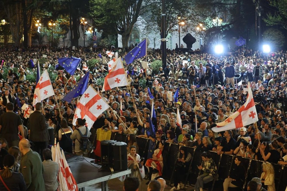 Отозвать закон "об иноагентах" в течение часа: протестующие в Тбилиси выдвинули властям ультиматум