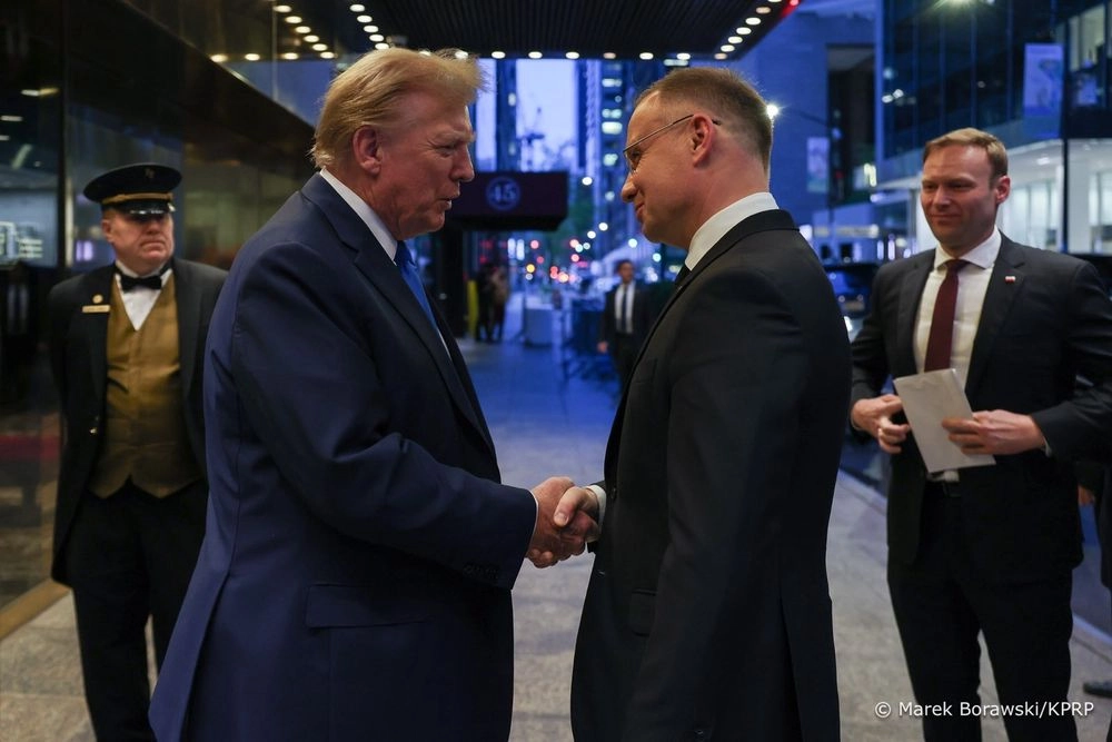 Polish President Duda holds a private meeting with Trump in New York