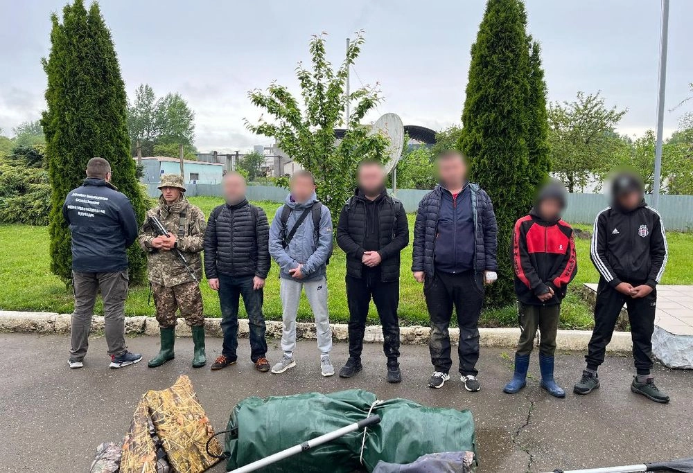 four-border-violators-who-entrusted-their-trip-to-teenagers-were-detained-in-transcarpathia-sbgs