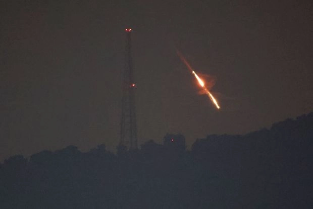 israel-launches-a-missile-strike-on-iranian-territory