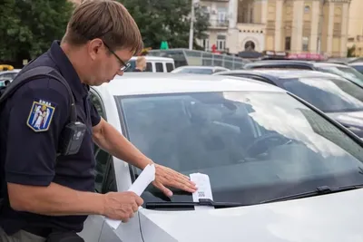 В Киеве с 22 апреля возобновляется платная парковка: какие тарифы