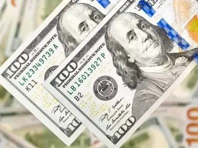 Курс валют на 19 квітня: долар виріс на 6 копійок