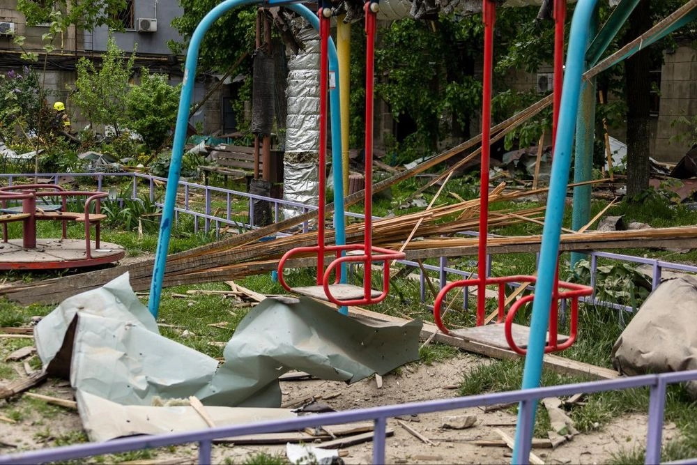 Из-за атаки рф на Днепропетровщине погибли 14-летняя девочка и два мальчика - 6 и 8 лет
