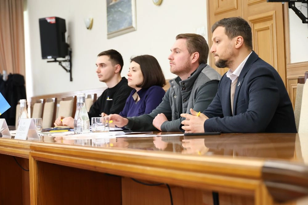 Начальник КОВА Кравченко во время встречи с представителями MITS обсудил инвестиции в отечественную оборонную сферу