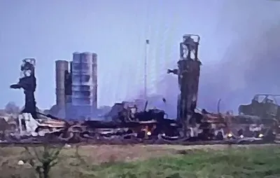 Удар ЗСУ по аеродрому рф в окупованому Джанкої: з'явились супутникові фото летовища після атаки 