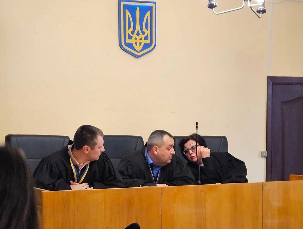 Справа Червінського: Суд зачинився від адвокатів і приймає рішення без проведення засідання у справі