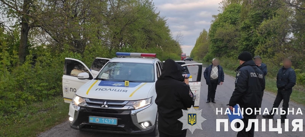 Two men shoot police officers at night in Vinnytsia region, police operation launched