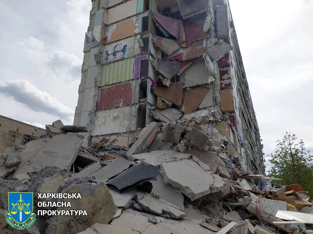 Prosecutor's Office shows consequences of russian attack on high-rise building in Vovchansk