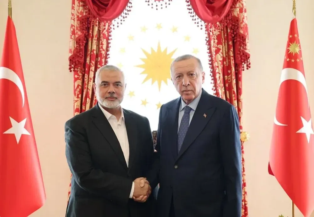 Erdogan meets with Hamas political bureau chief in Istanbul
