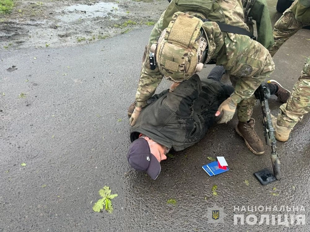 Police: Suspects in murder of police officer in Vinnytsia region planned to flee Ukraine