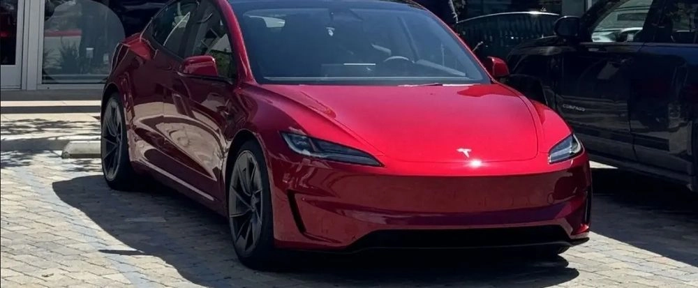 Tesla reveals details about the new sports version of the Model 3