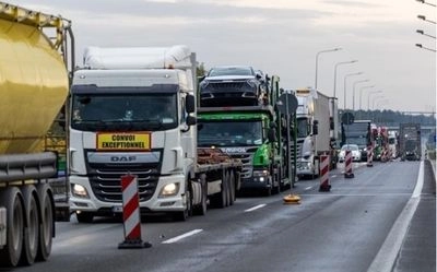Problems with truck clearance at the border with Poland