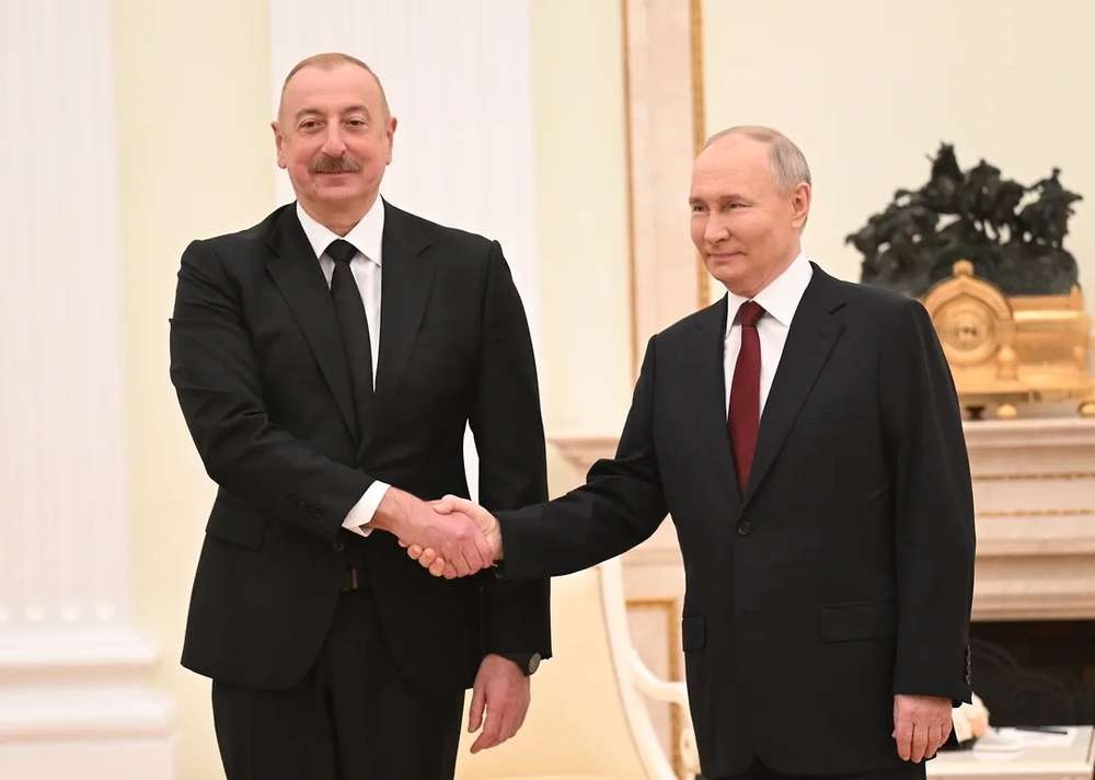 Putin meets with Azerbaijani President in Moscow to discuss regional security and economic cooperation