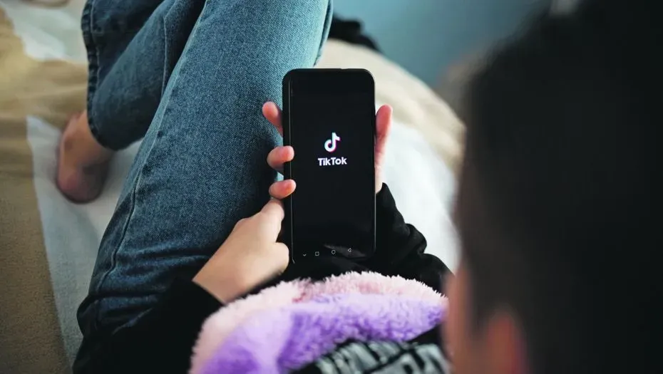 eu-threatens-tiktok-lite-with-a-ban-over-its-reward-for-watching-child-safety-issues