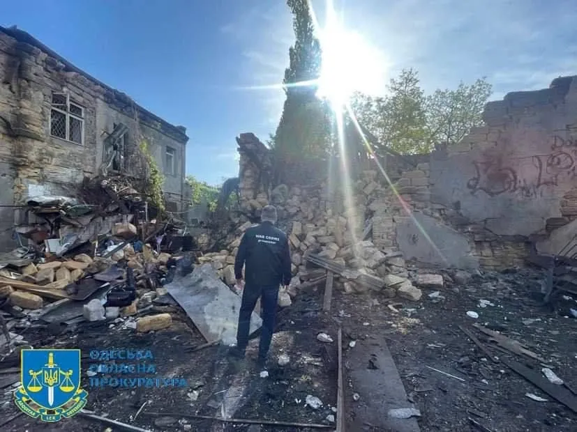 Дронова атака рф на Одесу: прокурори показали наслідки 