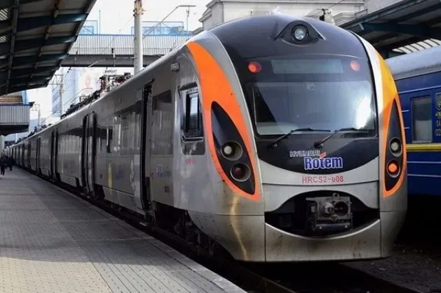 ukrzaliznytsia-has-chosen-a-new-supplier-of-food-in-high-speed-trains