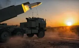 США готують пакет допомоги для України: ракети ATACMS великої дальності серед можливих поставок