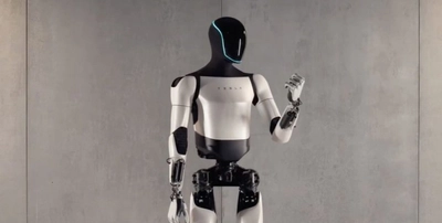 MEDIA: Musk hopes Tesla will start selling humanoid Optimus robots next year