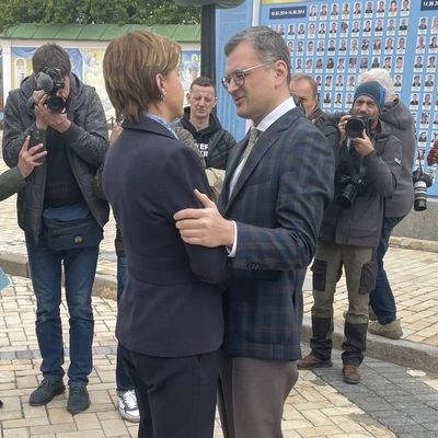 Первый двусторонний зарубежный визит в должности: новая глава МИД Латвии прибыла в Украину