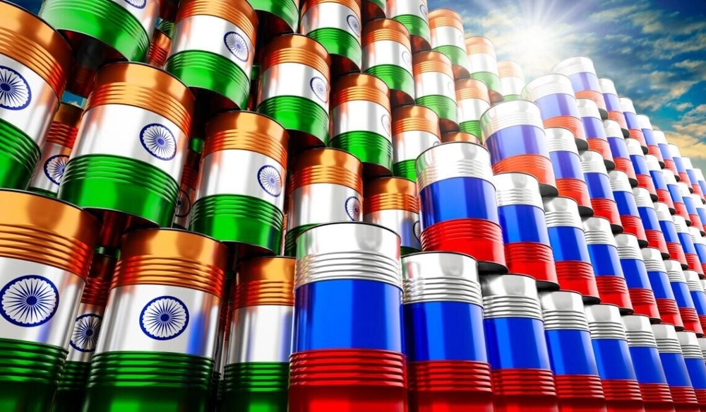 Несмотря на санкции США, Индия возобновила закупку российских нефтепродуктов - Reuters