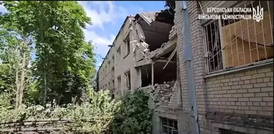In Kherson, Russians hit an educational institution with a rocket, no casualties