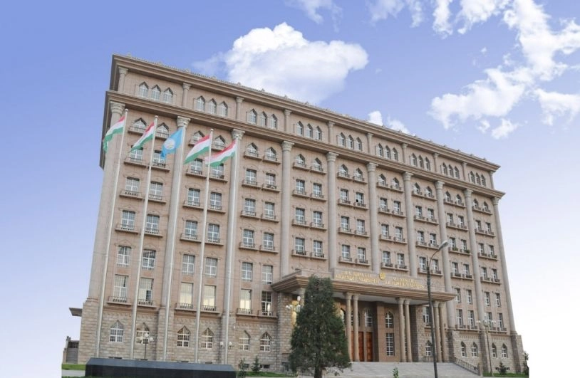 Влада Таджикистану терміново рекомендувала своїм громадянам утриматися від поїздок в РФ