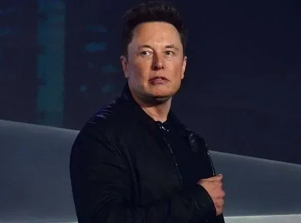 musk-in-china-to-discuss-enabling-autonomous-driving-on-tesla-in-the-country-media