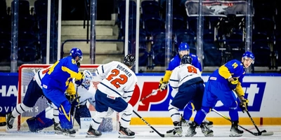 Украина одержала вторую победу подряд на чемпионате мира по хоккею