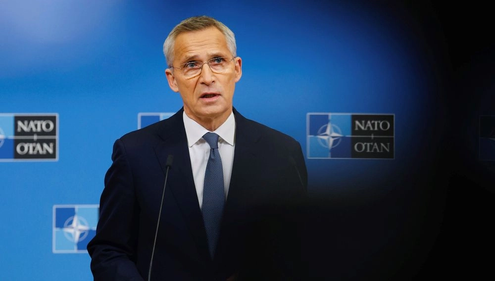 NATO Secretary General Stoltenberg arrives in Kyiv for an unannounced visit, meets with Zelenskyy