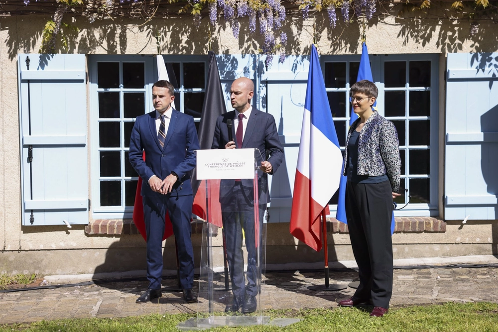 Франція, Німеччина та Польща закликали ЄС посилити боротьбу з російською пропагандою 