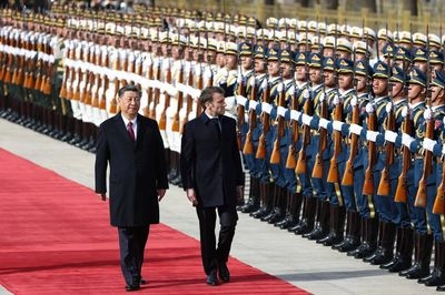 Macron seeks to deepen relations with Xi Jinping, as he appeals to him to urge Putin to end war in Ukraine - Bloomberg