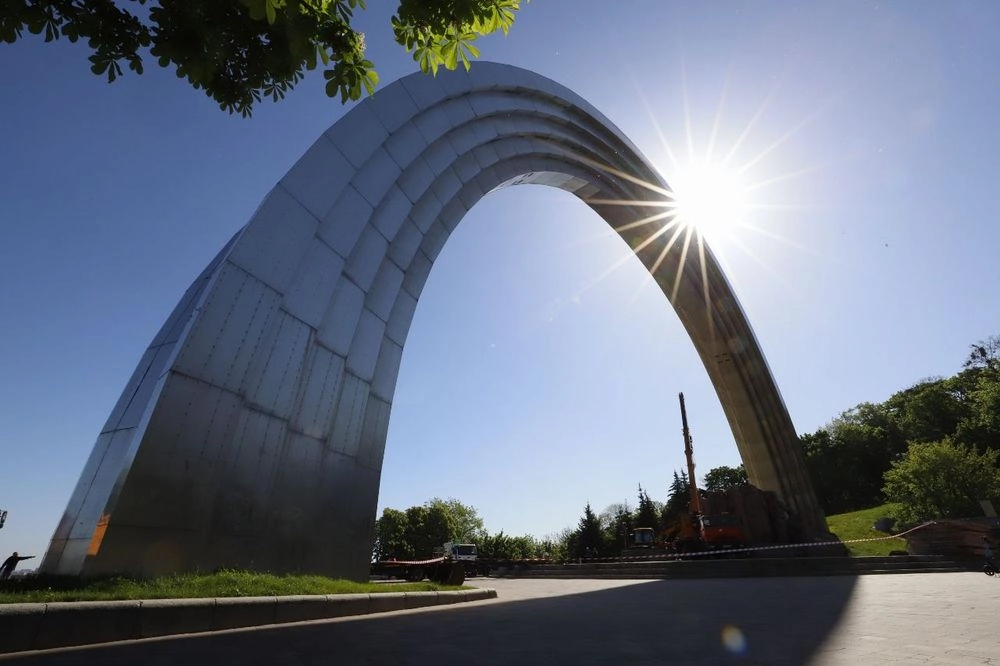 The Ministry of Culture informed who can decide the fate of the Arch of Friendship of Peoples