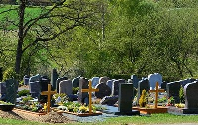 Before memorial days, the SES advises to check cemeteries for safety through local authorities
