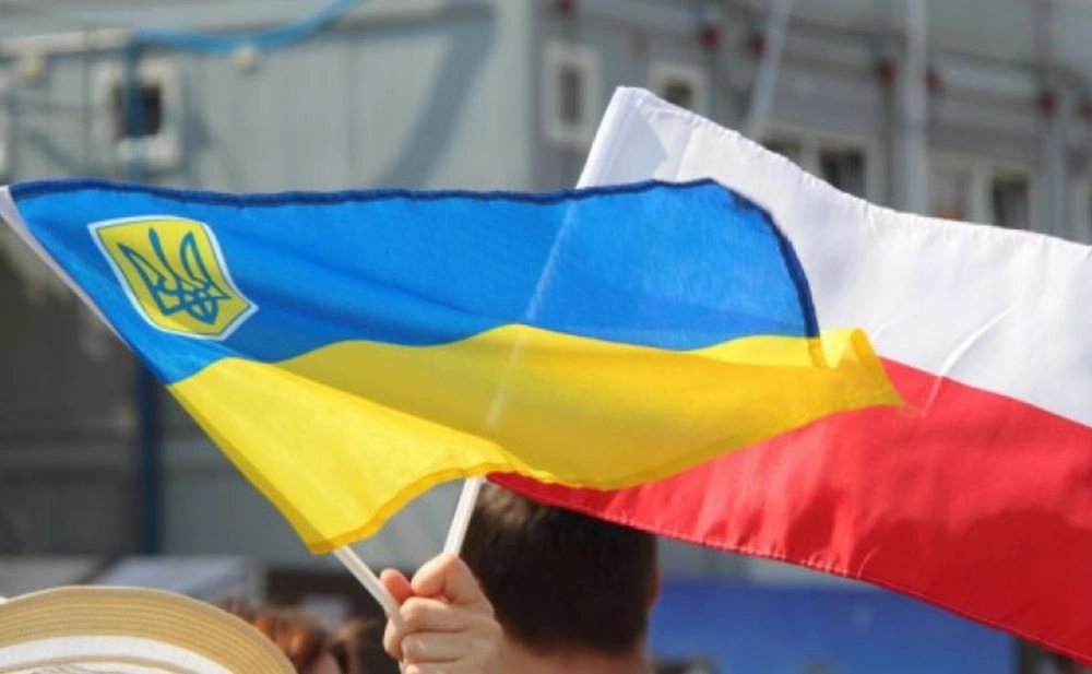 Украина и Польша работают над договором о гарантиях безопасности - посол Зварич