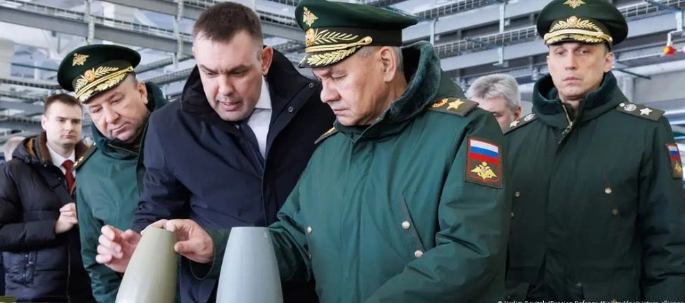 Shoigu calls for speeding up arms supplies to the Russian army