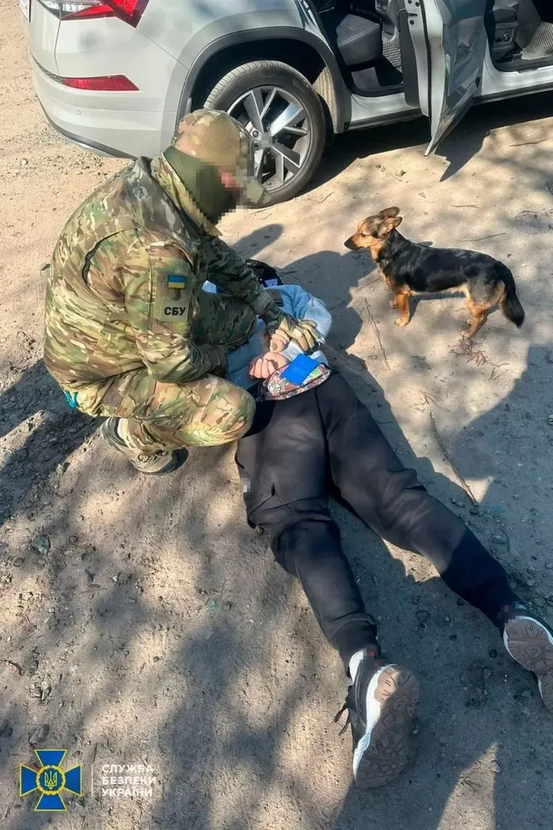 under-the-guise-of-walking-a-dog-he-was-scouting-radar-and-air-defense-russian-informant-detained-in-kharkiv