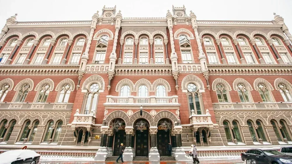 the-nbu-introduces-the-largest-package-of-currency-restrictions-since-the-beginning-of-the-full-scale-war
