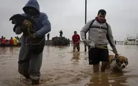 Наводнения в Бразилии: почти 70 тысяч человек были эвакуированы, миллион человек остались без питьевой воды