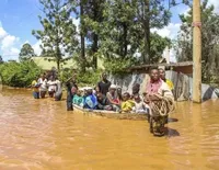 Наводнения в Кении унесли 228 жизней, пока никаких признаков ослабления кризиса