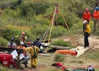 Тела трех пропавших иностранных серферов, с пулями в головах, найдены в мексиканском колодце