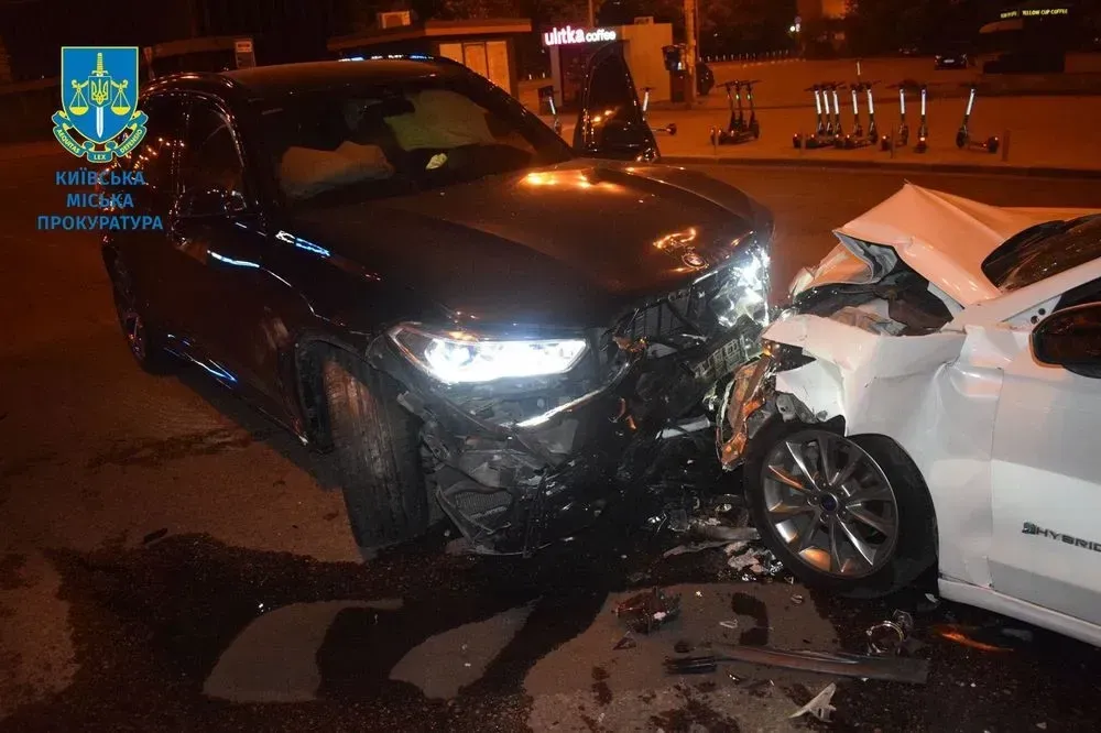 In Kyiv, a BMW driver drove onto a one-way street and caused an accident: three people were injured
