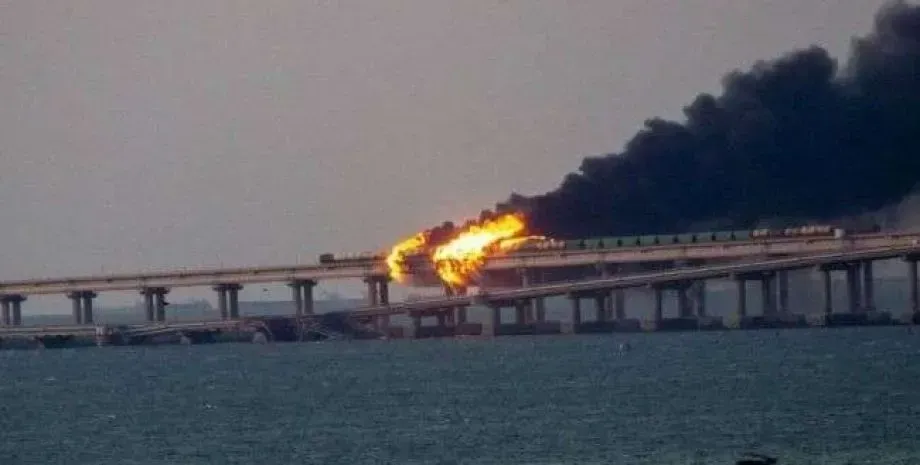 рф прекратила использовать Крымский мост для военных поставок - The Independent