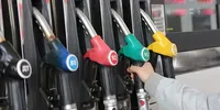 "Охолодження" цін на ринку нафти дає надію, що вартість бензину теж знизиться - експерт 