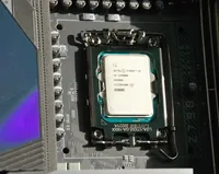 Intel і виробники материнських плат не погодили як стабілізувати процесор i9