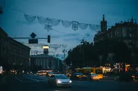 В енергосистемі України дефіцит: Київ планує мінімізувати вечірнє освітлення вулиць