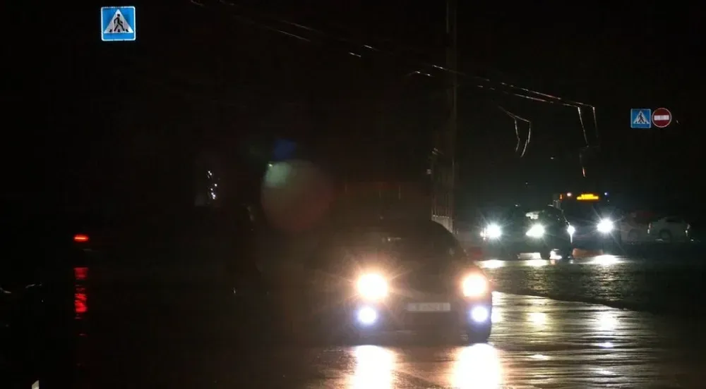 Ради экономии электроэнергии: в Чернигове откажутся от уличного освещения ночью